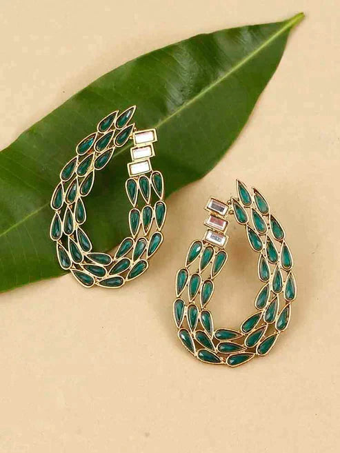 EMERALD AARADHYA STUDS