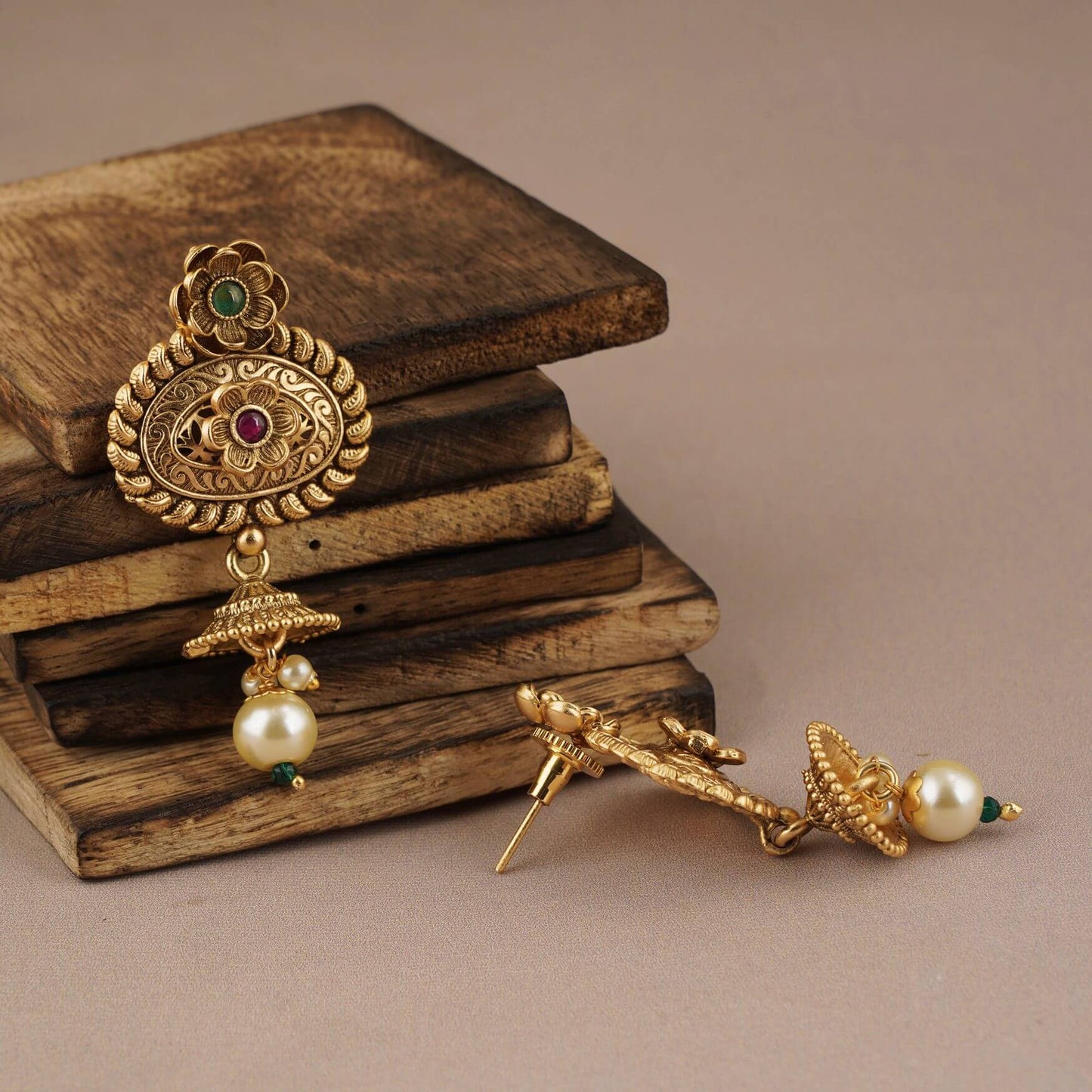 ANTIQUE GOLD PEARL DROP JHUMKA EARRING