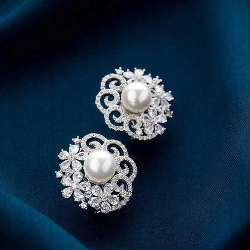 Bella Platinum studs earrings